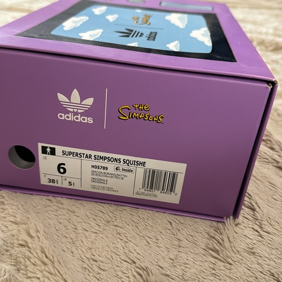 Adidas x The Simpsons shoes. The Simpsons Squishee. Superstar Simpsons. - Picture 7 of 11